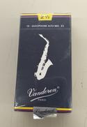 リード|VANDOREN