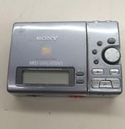 ポータブルMDウォークマン|SONY