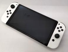 NINTENDO SWITCH(有機EL)|NINTENDO