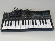 MIDIキーボード|M-AUDIO