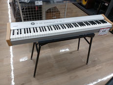 電子ピアノ|CASIO