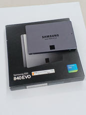 2.5インチ内蔵型SSD 1TB|SAMSUNG