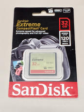コンパクトフラッシュ32GB|SANDISK