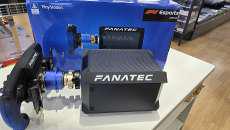 レーシングホイール|FANATEC