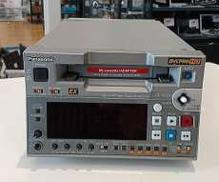 8ミリビデオデッキ|PANASONIC