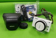 ミラーレス一眼|NIKON