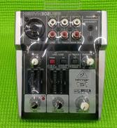 ミキサー|BEHRINGER