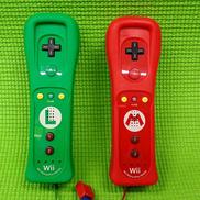 WIIリモコンプラスセット(マリオ/ルイージセット)|任天堂
