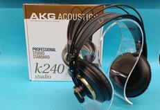 ヘッドホン|AKG