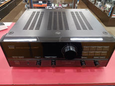 プリメインアンプ|SANSUI