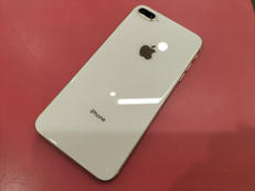 IPHONE 8 PLUS|APPLE/DOCOMO