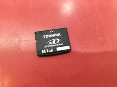 XDピクチャーカード 1GB|TOSHIBA