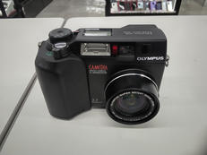 デジタルカメラ|OLYMPUS