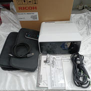 超短焦点プロジェクター|RICOH