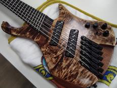 ヘッドレス6弦ベース|IBANEZ