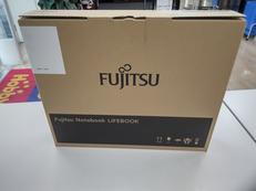 ノートパソコン|FUJITSU