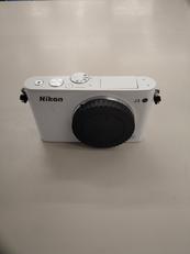 ミラーレス一眼レフカメラ(ボディのみ)|NIKON