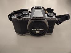 デジタル一眼レフカメラ|OLYMPUS