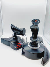 フライトコントローラー|THRUSTMASTER
