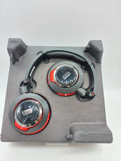 ヘッドホン|CREATIVE