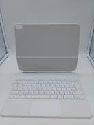MAGIC KEYBOARD(IPAD AIR 13インチ)|APPLE