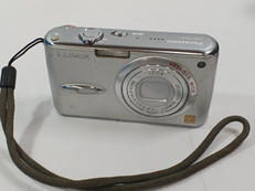デジタルカメラ|PANASONIC