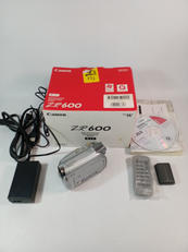 ビデオカメラ|CANON