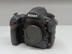 デジタル一眼レフ|NIKON