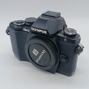 ミラーレス一眼|OLYMPUS