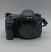 デジタル一眼レフカメラ|CANON