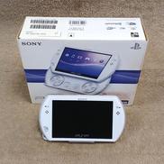PSP GO|SONY