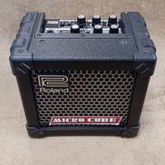 ギターアンプ|ROLAND