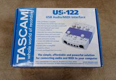 オーディオインターフェース|TASCAM