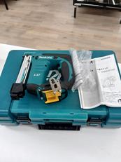 充電式タッカ|MAKITA