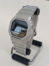 クォーツ・デジタル腕時計|CASIO