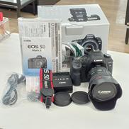 デジタル一眼レフ レンズキット|CANON