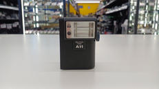 フラッシュ|OLYMPUS