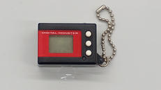 携帯型育成ゲーム|BANDAI