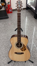 アコースティックギター|HEADWAY