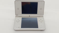 ニンテンドーDSI LL