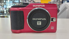 ミラーレス一眼|OLYMPUS