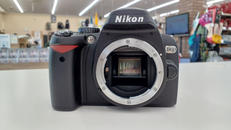 デジタル一眼レフ|NIKON