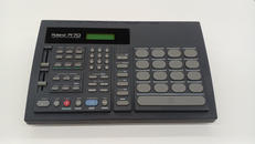 リズムマシン|ROLAND