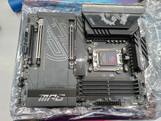 マザーボード|ASUS