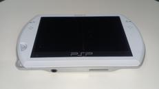 PSP GO|SONY