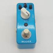 ベース用コーラス|MOOER