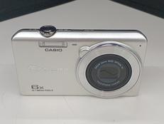 デジタルカメラ|CASIO
