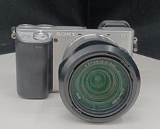 ミラーレス一眼|SONY