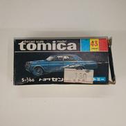 ミニカー トヨタ センチュリー|TOMY