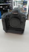 デジタル一眼レフ|CANON